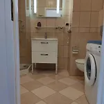 Gieldowa 8
